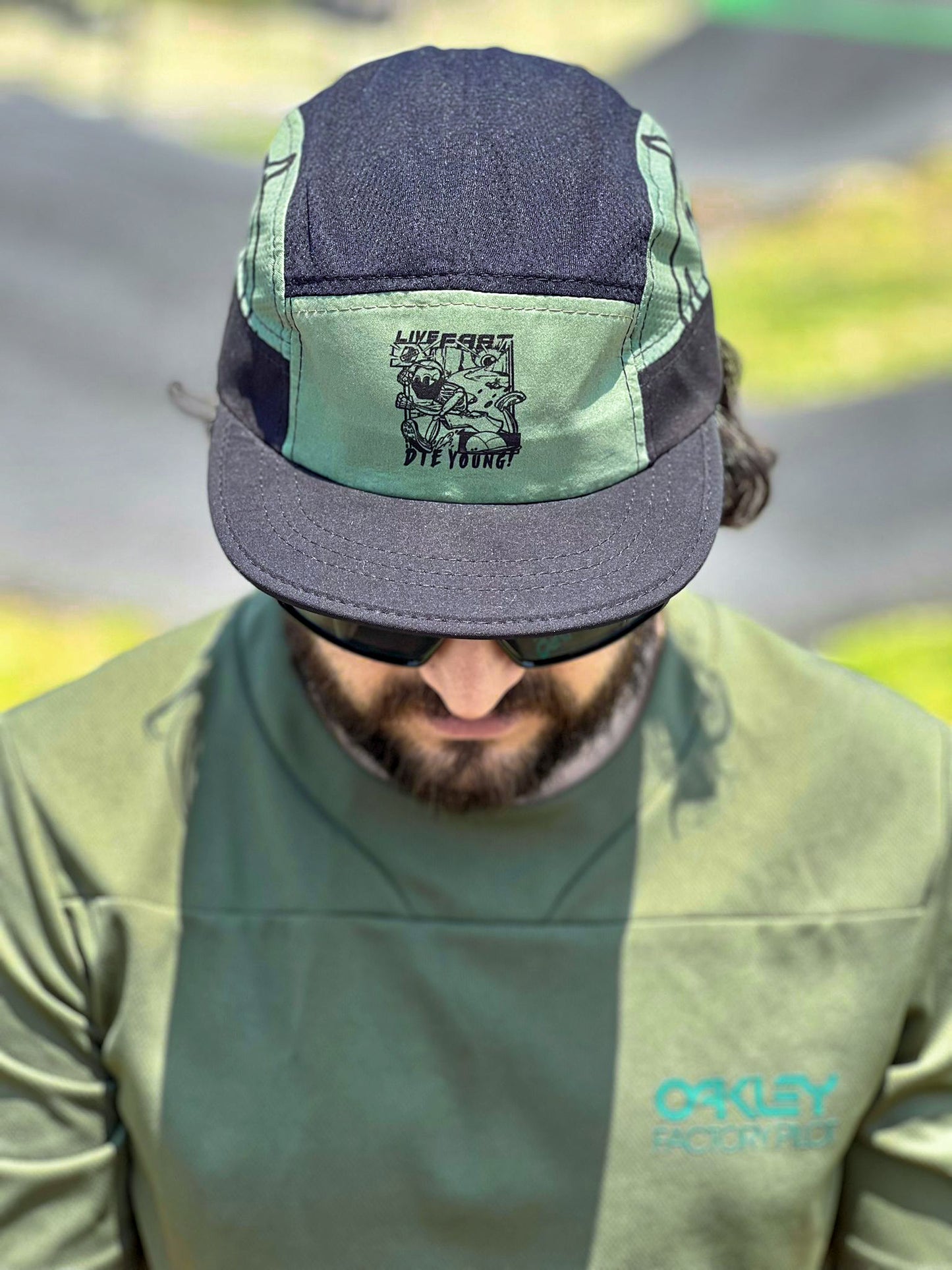 Live Fast Die Young cap