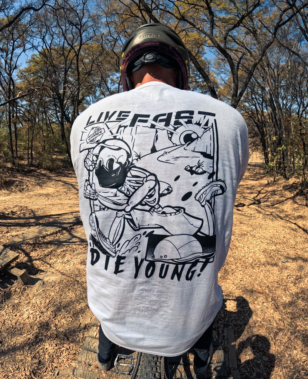 Live Fast Die Young Shirt