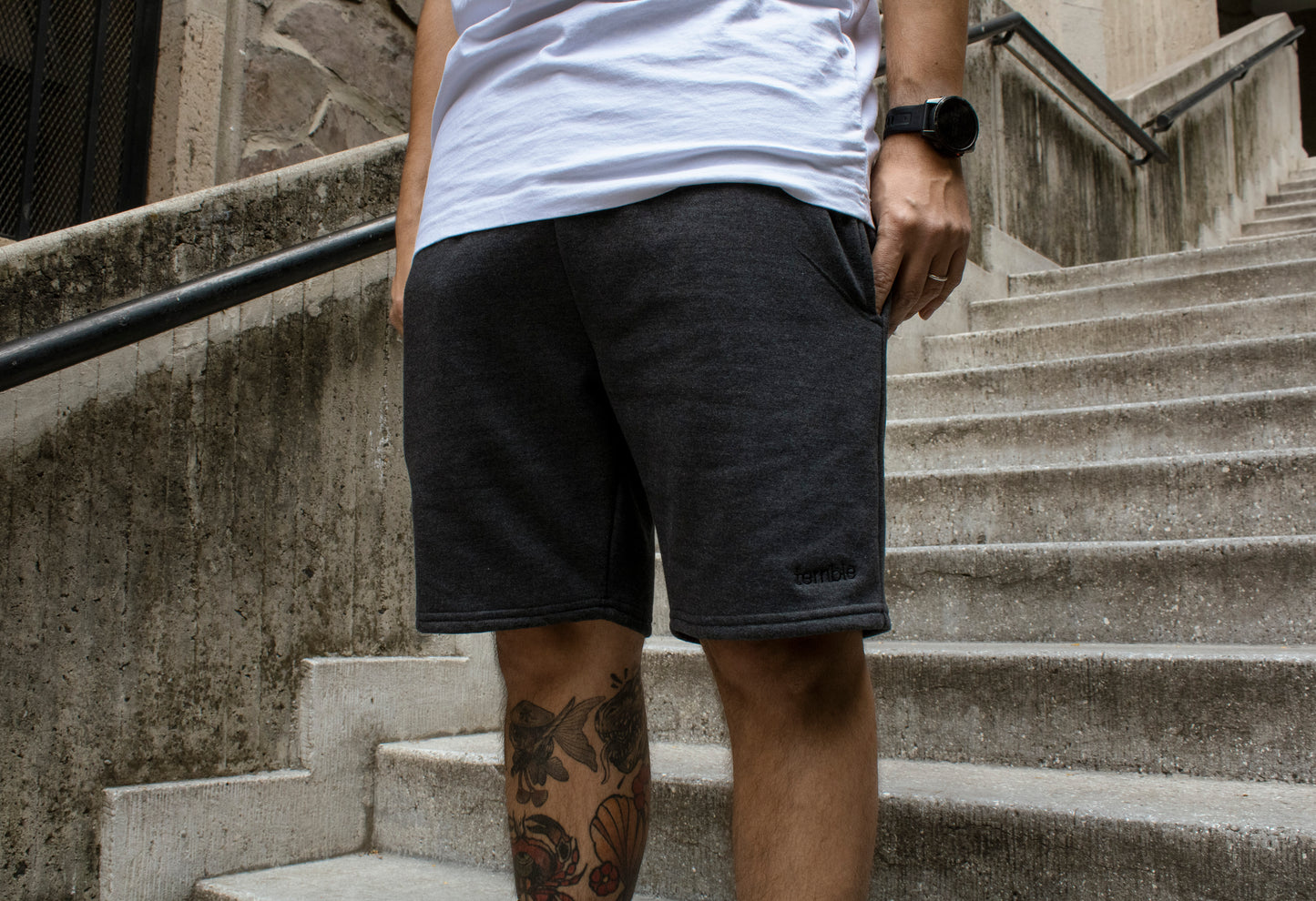 Short Terrible Bordado